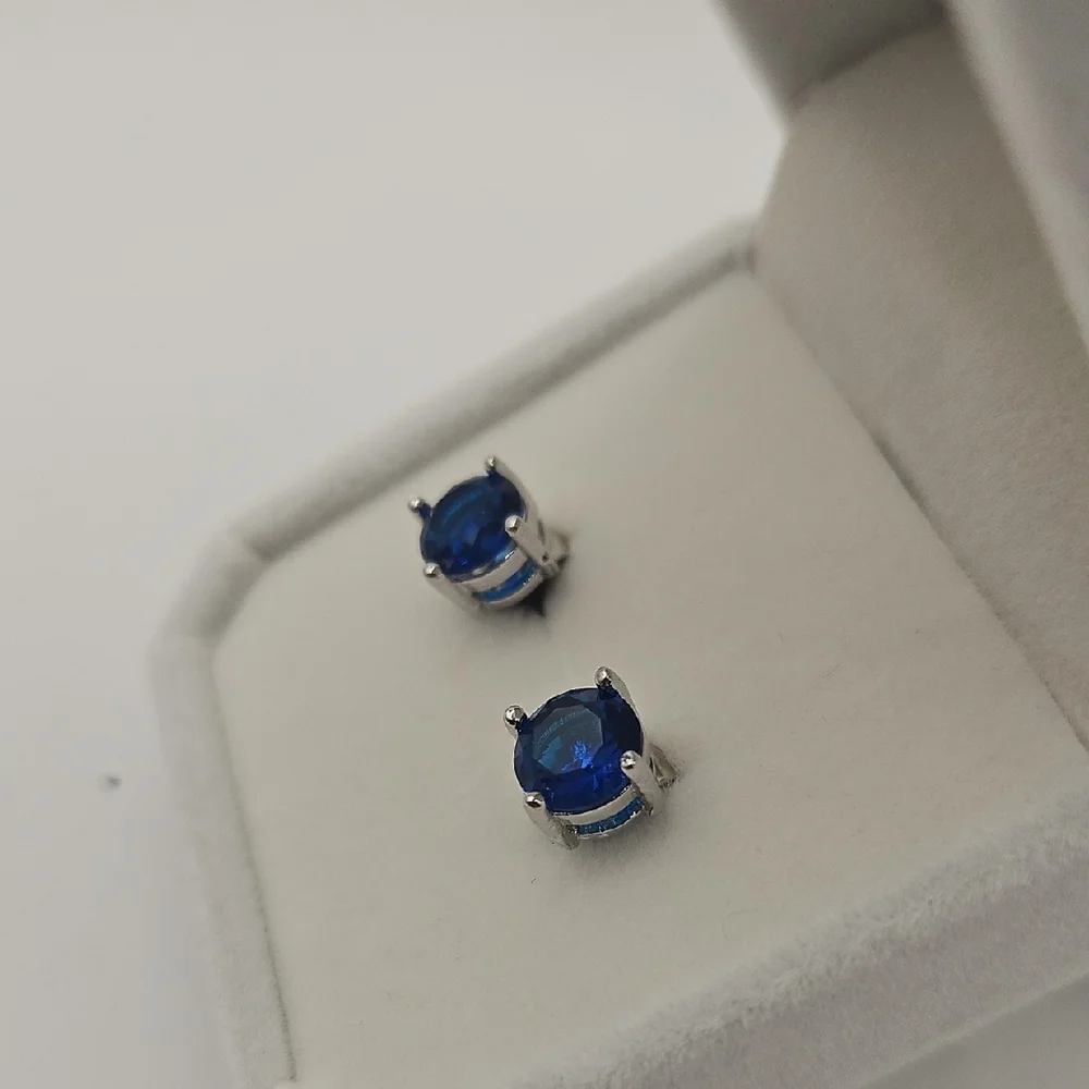 Effy Sapphire Blue Stud Earrings - Picture 2 of 12